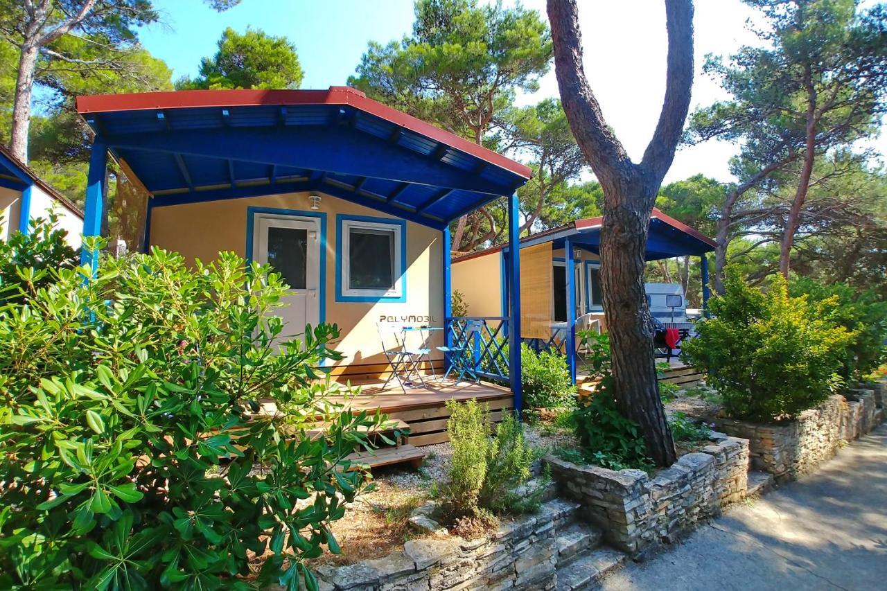 Mobile Home- Fish Huts And Orange Huts 프레멘투라 외부 사진